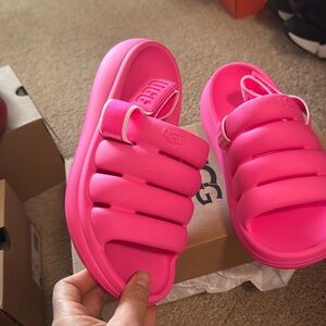 UGG women’s pink Slide Sandals
